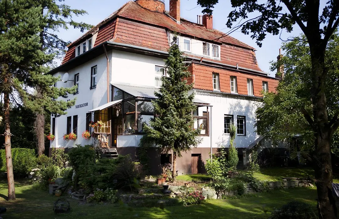 Villa Navigator-1